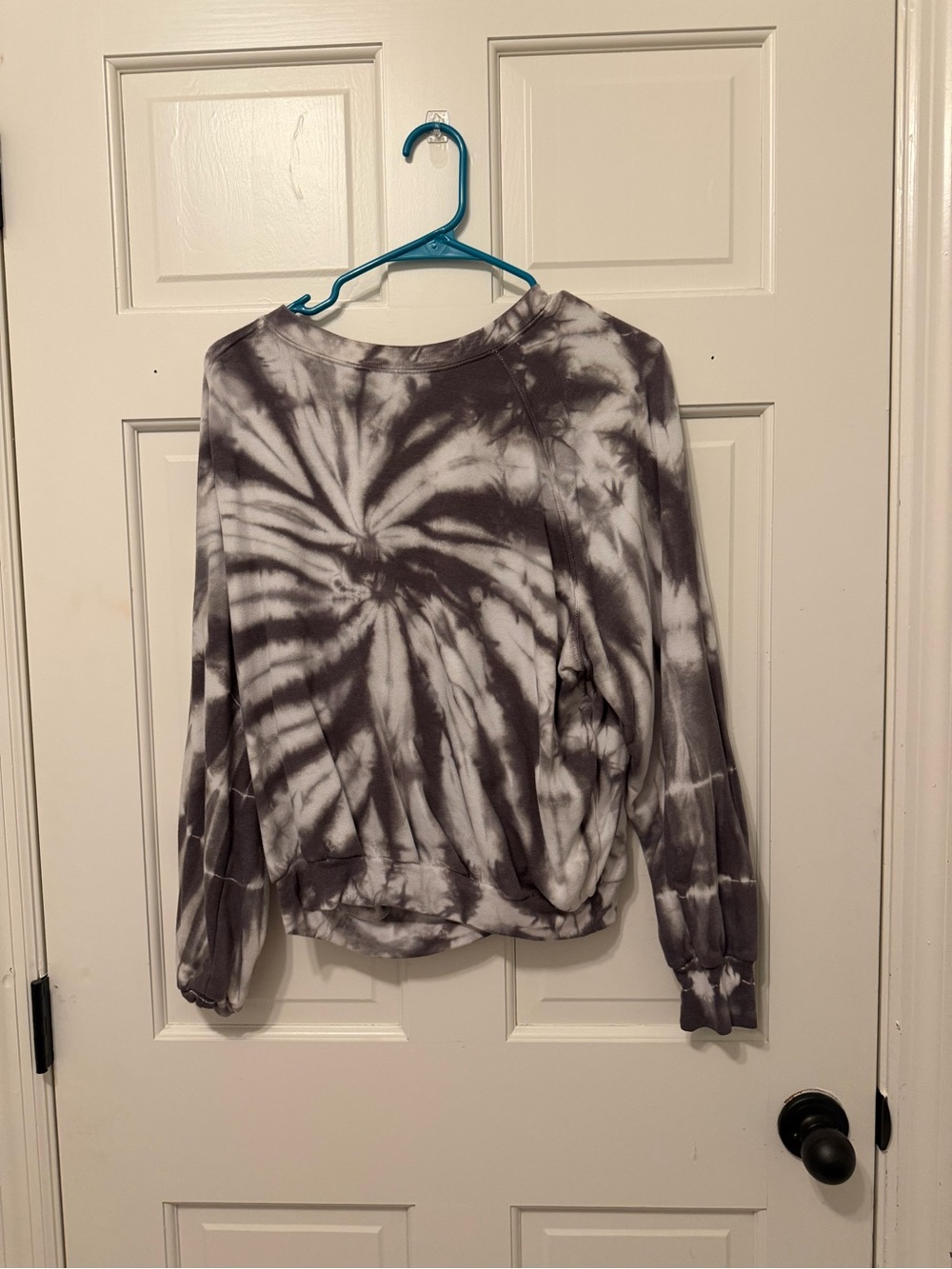 Sage Gray Tie-Dye Pullover Sweatshirt